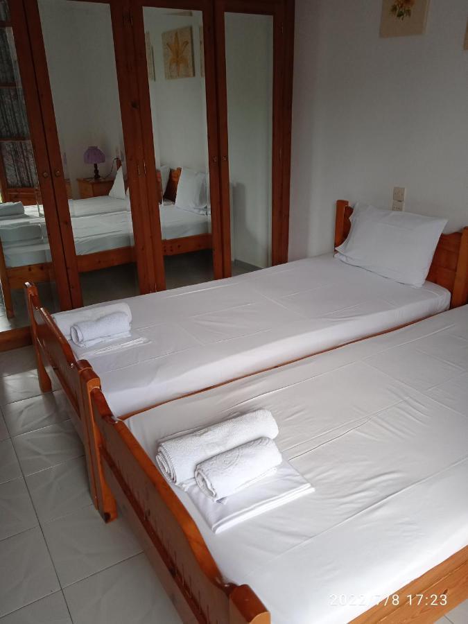Syraina Apartments İskados Dış mekan fotoğraf