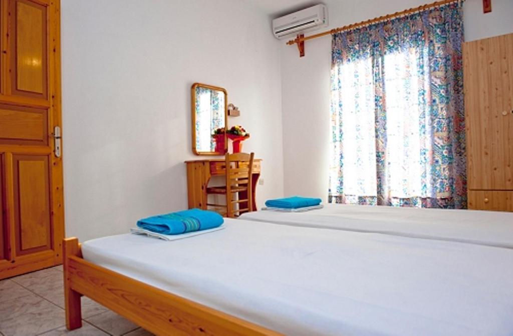Syraina Apartments İskados Oda fotoğraf