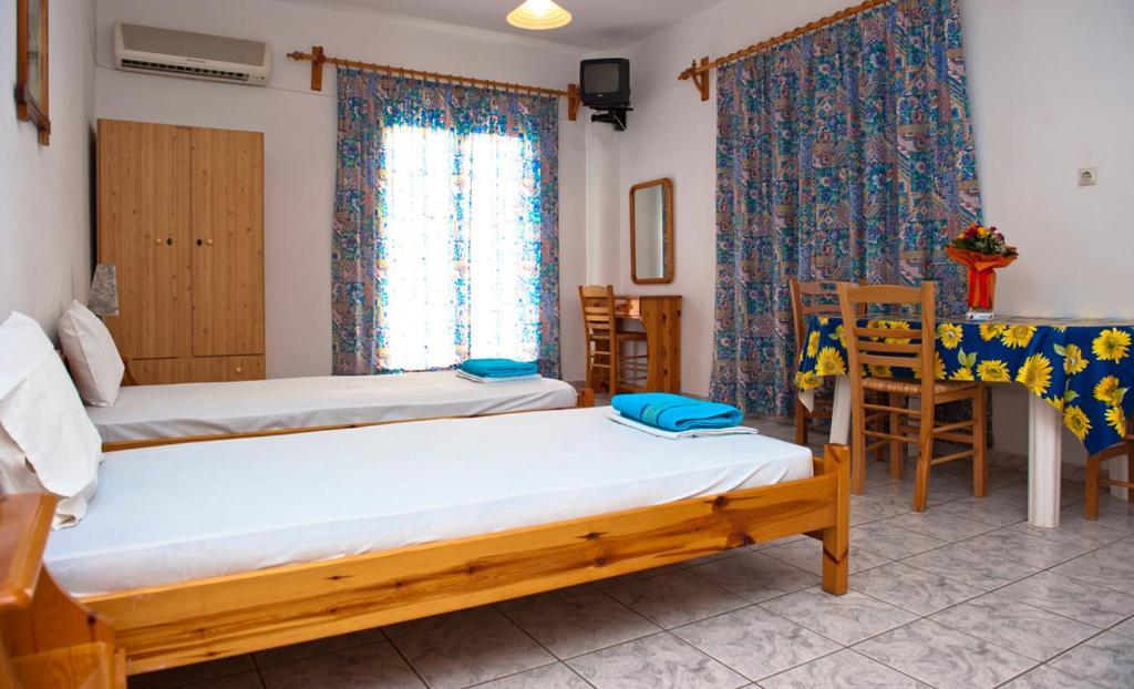 Syraina Apartments İskados Dış mekan fotoğraf
