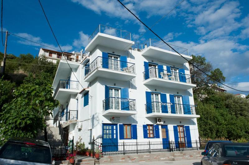 Syraina Apartments İskados Dış mekan fotoğraf
