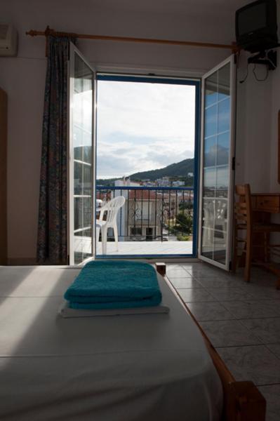 Syraina Apartments İskados Dış mekan fotoğraf