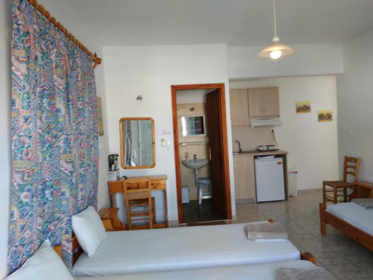 Syraina Apartments İskados Dış mekan fotoğraf