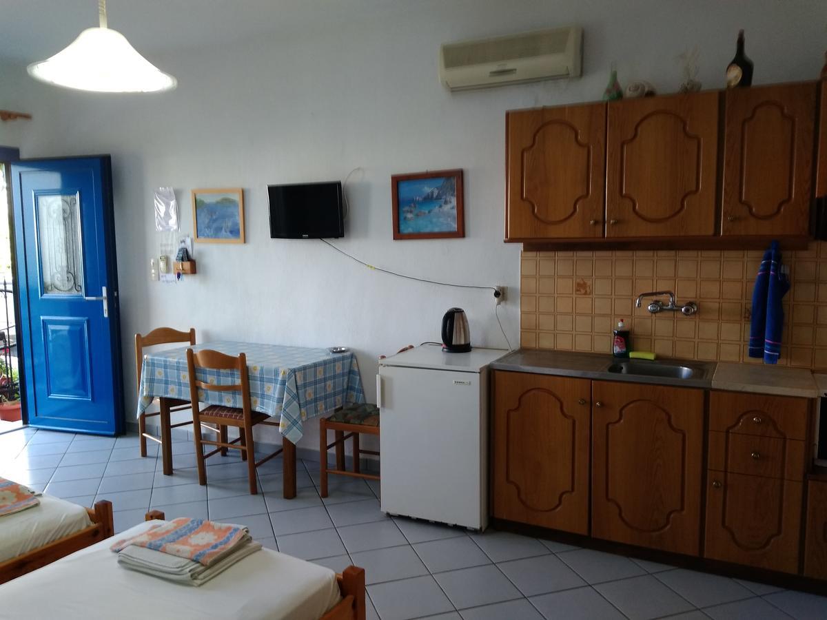 Syraina Apartments İskados Dış mekan fotoğraf